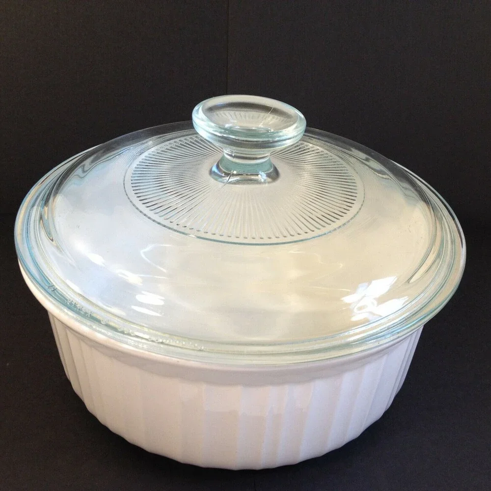 Corning 1.5 Qt French White Baking Casserole Dish 1.4 L w/ Pyrex G-5-C Lid